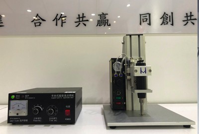 超聲波焊接機(jī)主要由哪幾個(gè)部分組成？